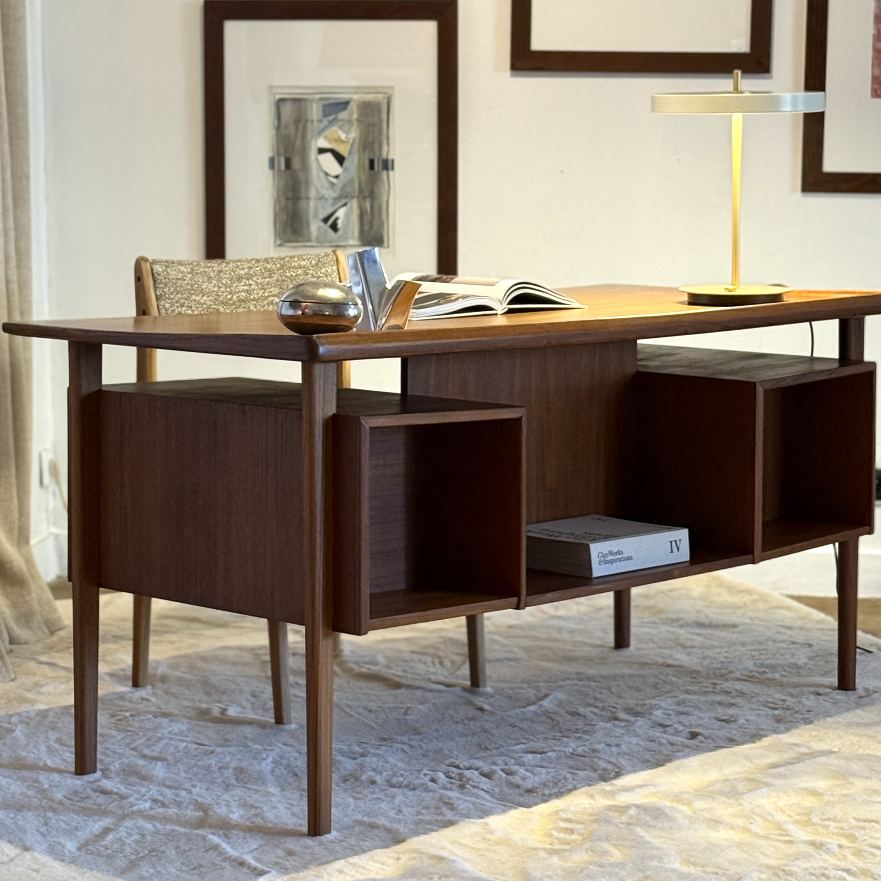 Bureau - Pièce Unique