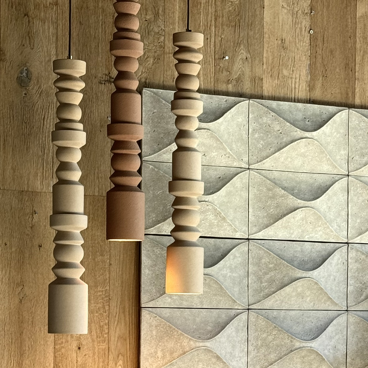 Suspension totem céramique